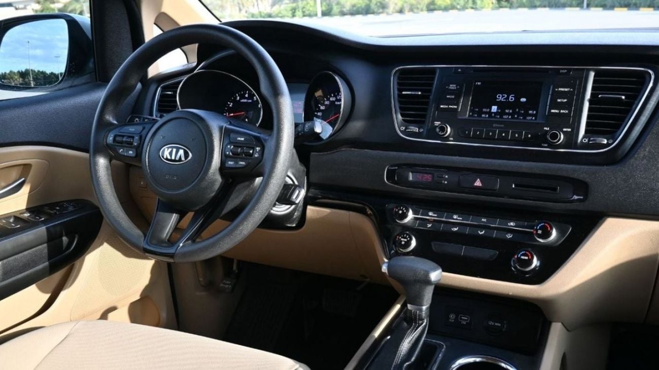 كيا كارنيفال كيا كرنفال 2020 خليجي بحالة ممتازة بدون حوادث صبغ وكالة