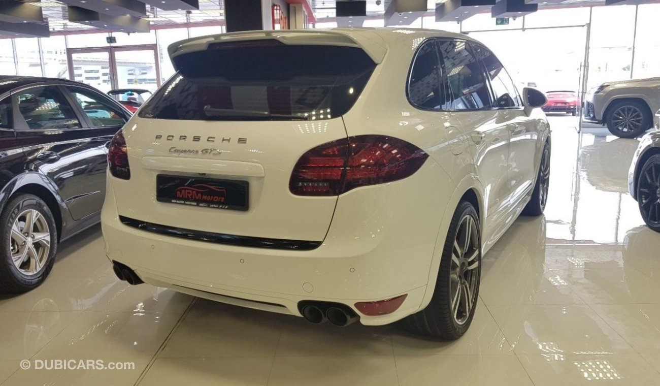 Porsche Cayenne GTS PORSCHE CAYYNE GTS-2013