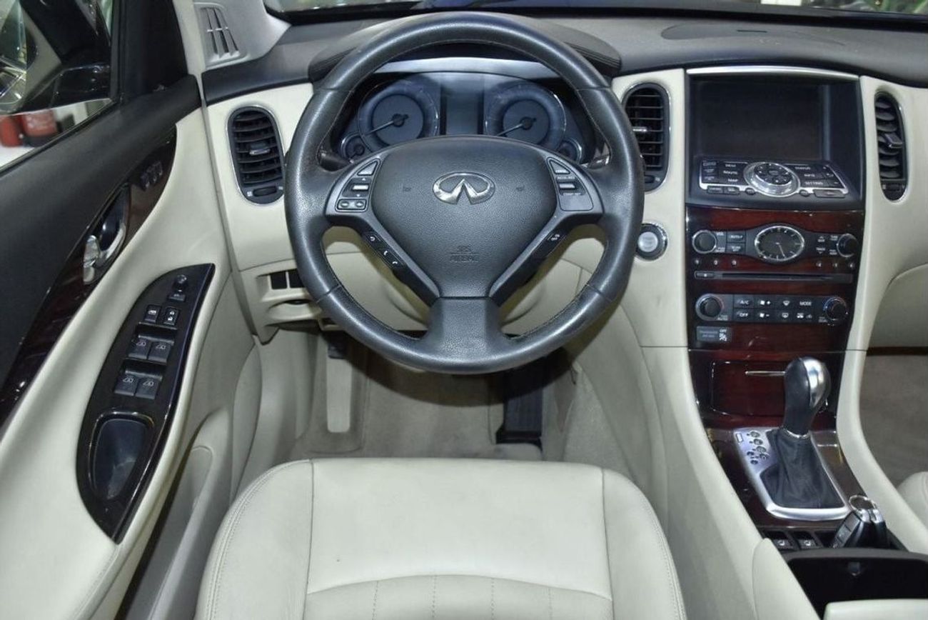 إنفينيتي QX50 EXCELLENT DEAL for our Infiniti QX50 ( 2017 Model ) in Burgundy Color GCC Specs