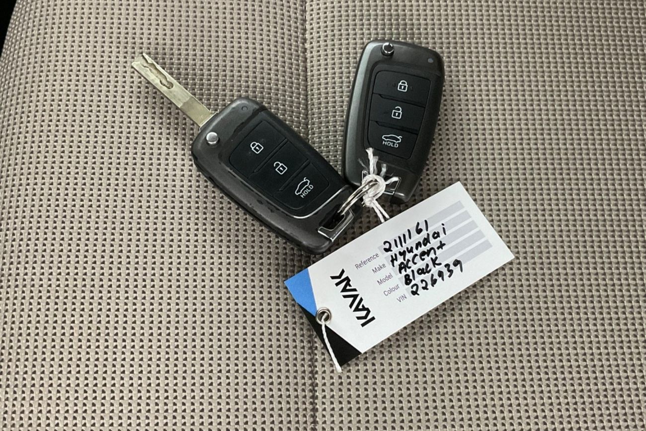 هيونداي أكسنت Smart / GL | عرض العيد الحصري | خالية من أضرار الفيضانات