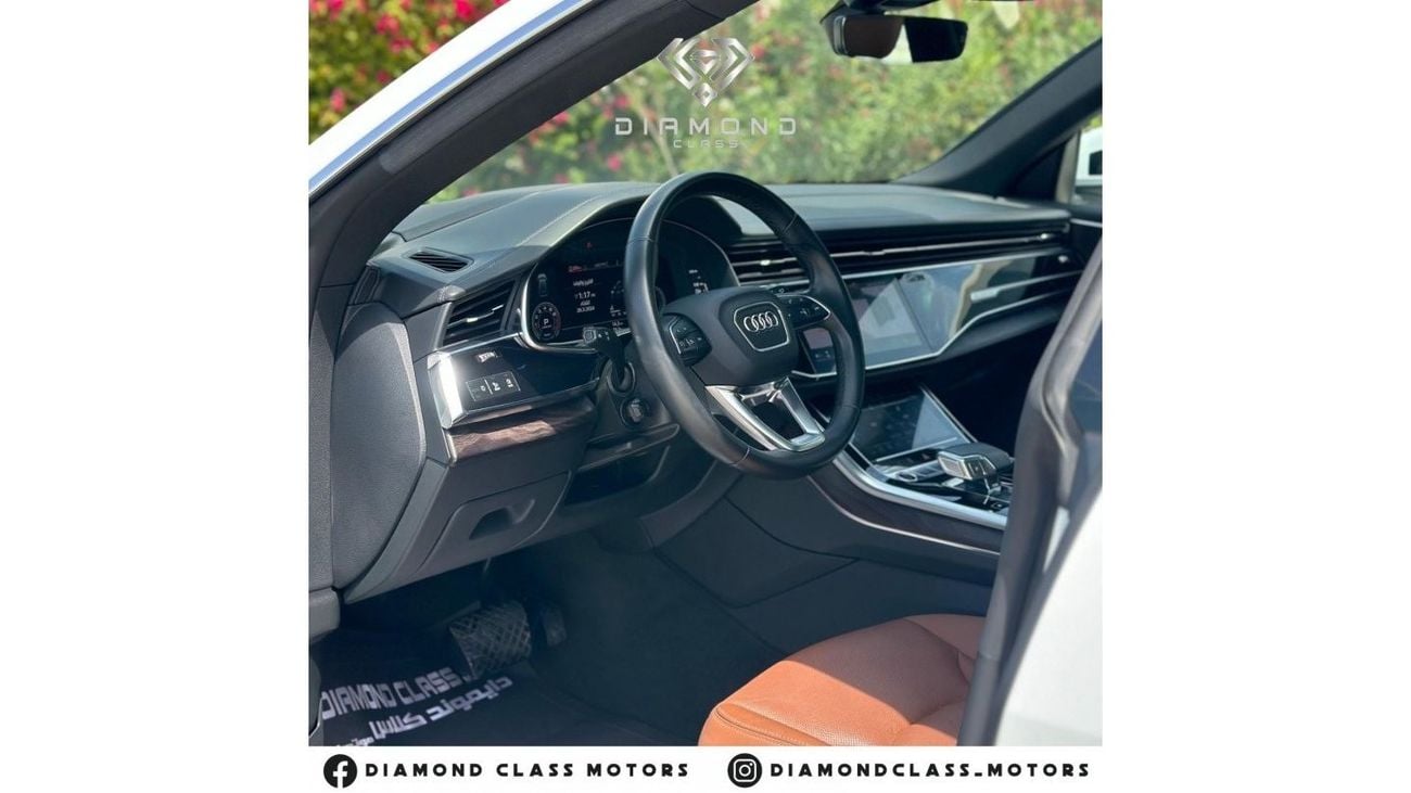 Audi Q8 Audi Q8 S-Line 55 TFSI Quattro Top Option GCC Panoramic  Head-Up Display  360 Camera  202 Under Warr