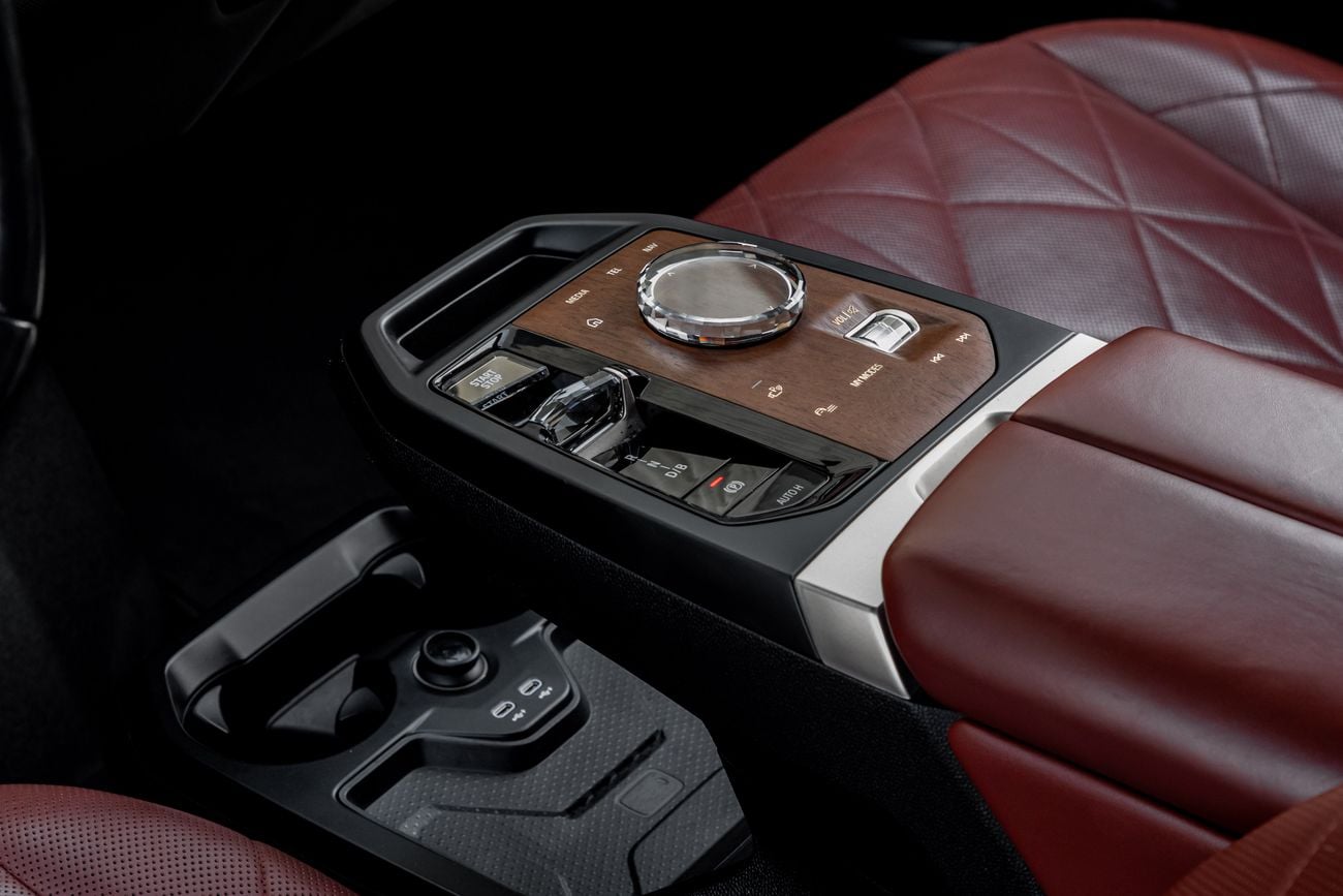 بي أم دبليو iX iX xDrive40 | 3,584 P.M | 0% Downpayment | BMW iX xDrive40 | Agency Warranty