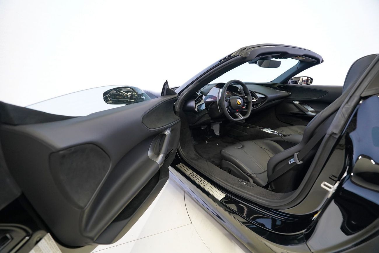 فيراري SF90 سبيدر