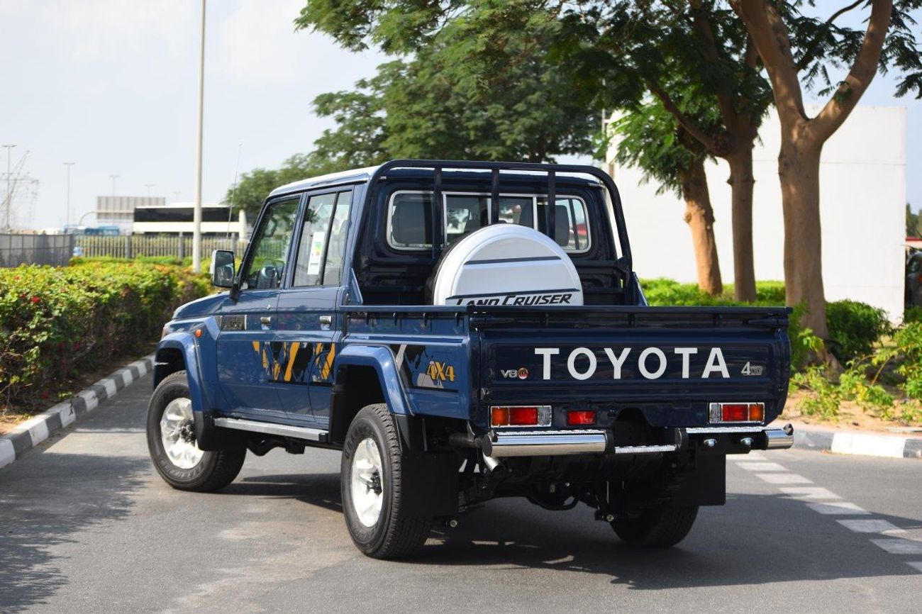Toyota Land Cruiser Pick Up DOUBLE CAB LIMITED LX V8 4.5L TURBO DIESEL 5 SEAT MT