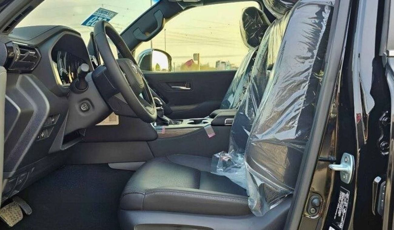 Toyota Land Cruiser Toyota land cruiser VX 3.5L PETROL MY2025 V6 FOR EXPORT ONLY.