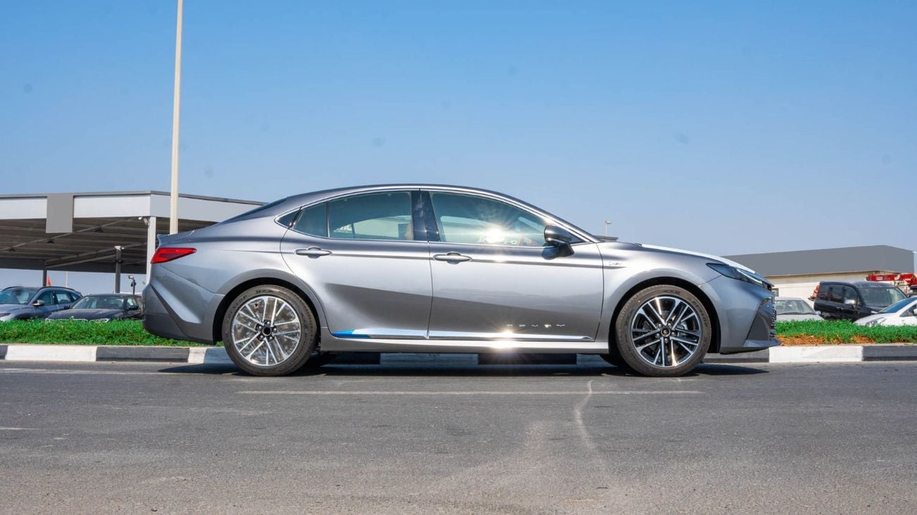 تويوتا كامري 2025 Toyota Camry Lumiere 2.5L HEV Full option - GCC