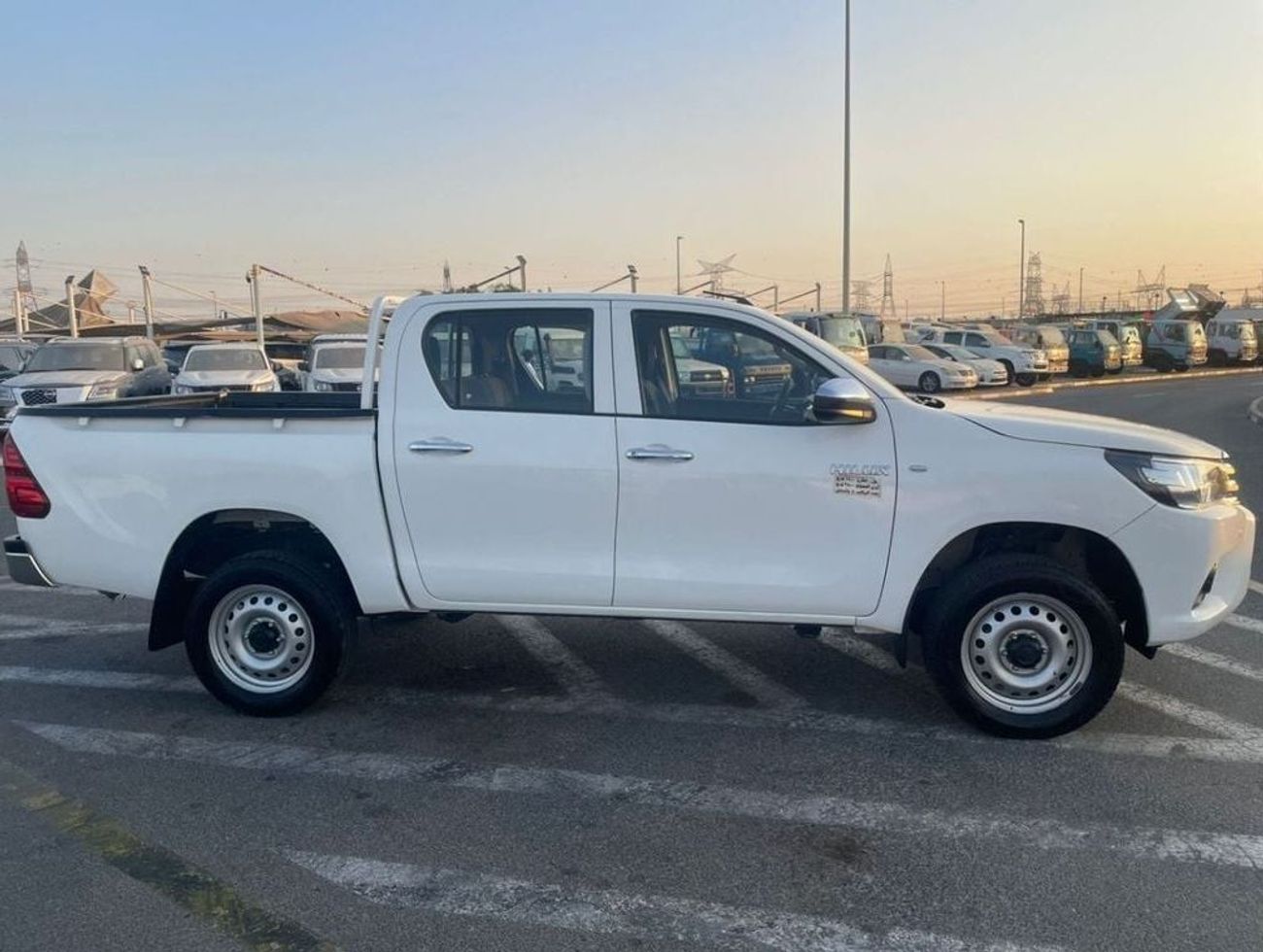 Toyota Hilux 2020 Toyota Hilux 2.7L V4 - AWD 4x4 - Patrol Automatic - Windows Auto -