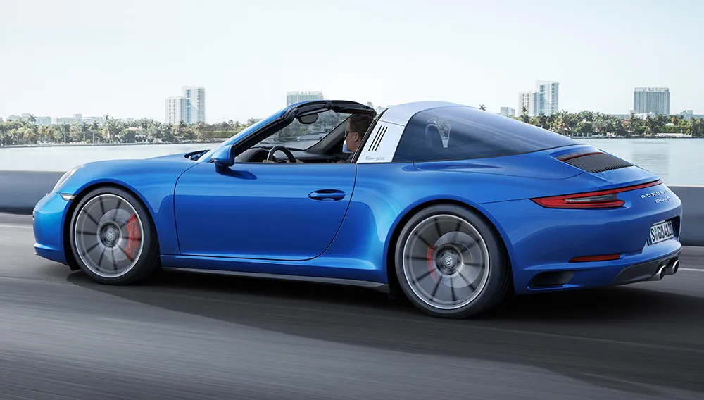 Porsche 911 Targa 4S exterior - Rear Right Angled