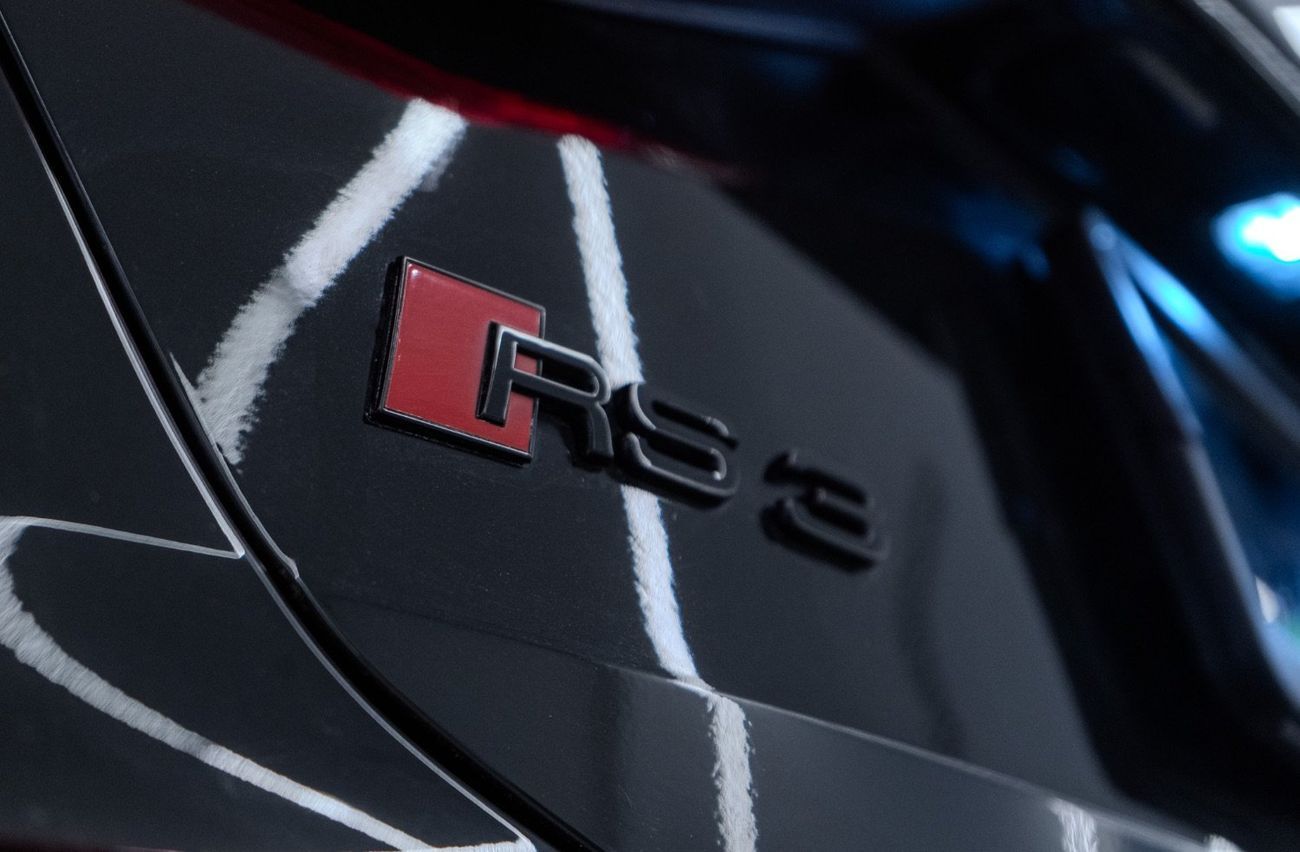 Audi RS3 TFSI quattro 2.5L Sportback 2023 Audi RS3 Quattro, Fully Loaded, Excellent Condition, European Specs