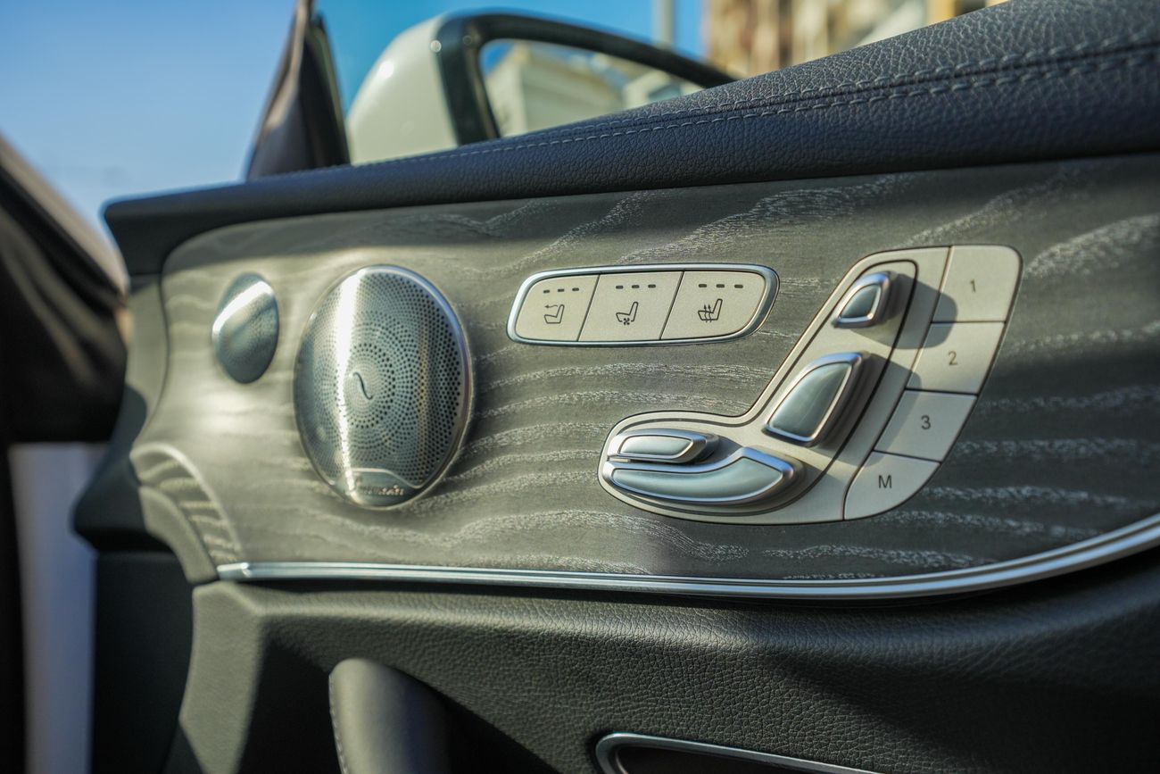 Mercedes-Benz E450 Coupe E450 4Matic