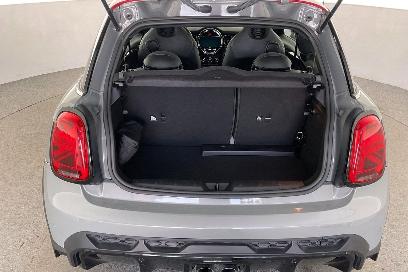 Mini John Cooper Works John Cooper Works | National Day Celebration | Guaranteed Warranty | 0 Down Payment