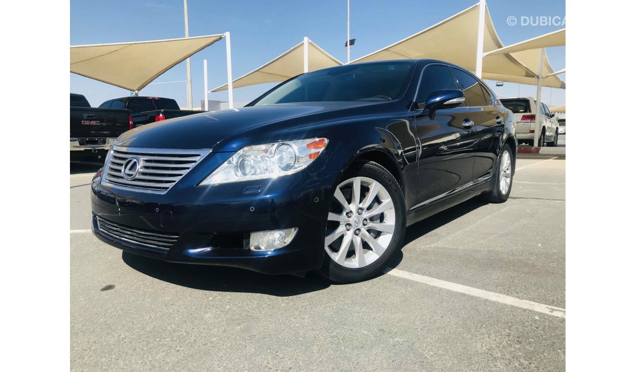 Lexus LS460 سياره نظيفه جدا بحاله ممتازه ضمان شاسيه جير ماكينه