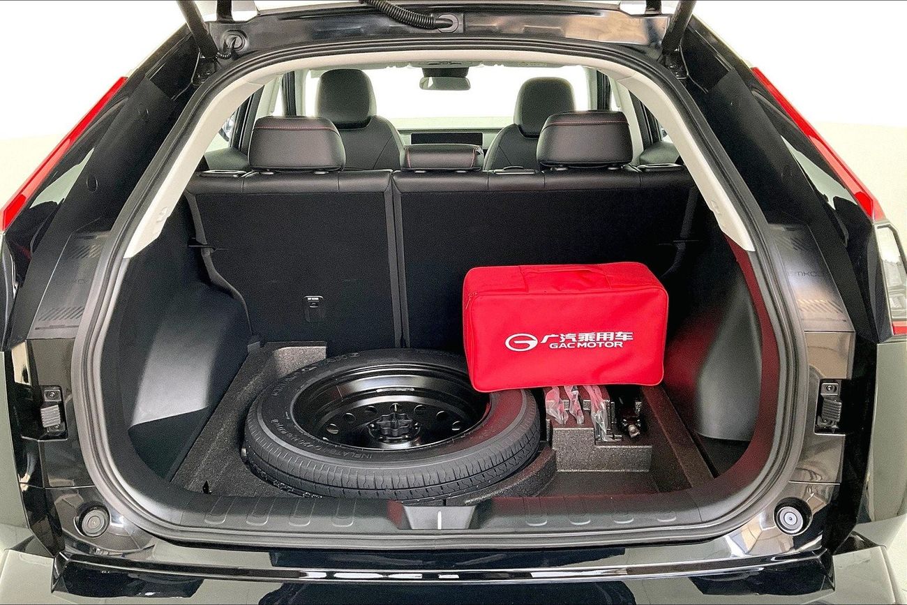 Volvo XC60 T5 R Design | 1 year free warranty | 0 Down Payment