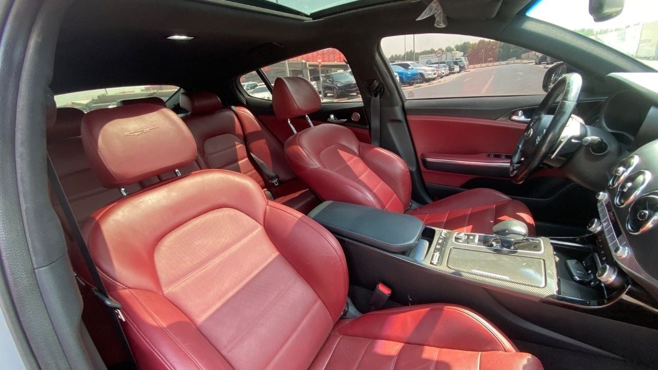 كيا ستينجر GT 3.3L AWD