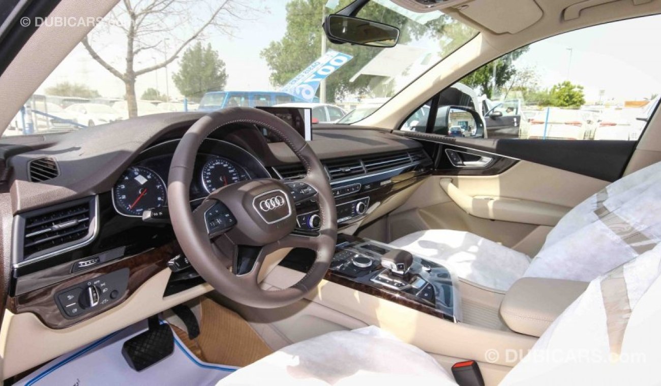 Audi Q7 TFSI Quattro 2.0L Turbo - V4 - Zero km - Leather Seats - offered price for export