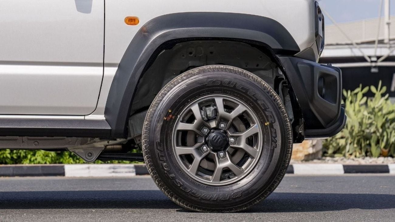 سوزوكي جيمني 1.5L GLX (A/T)