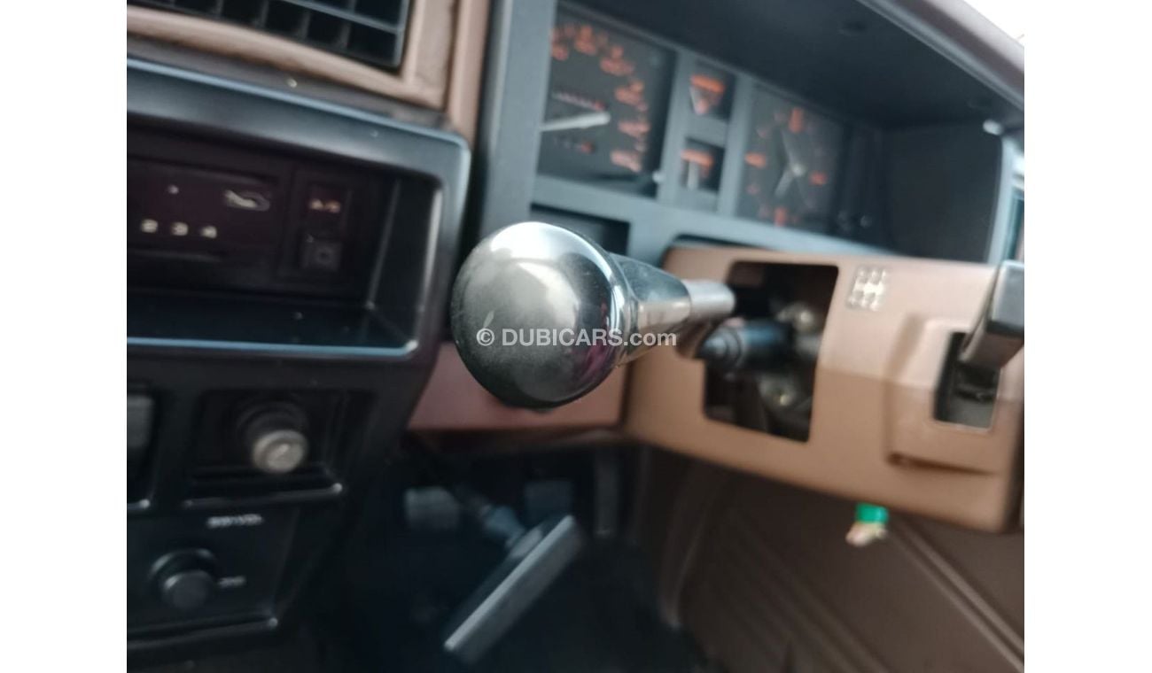 Nissan Pickup NISSAN DATSUN PICK UP RIGHT HAND DRIVE (PM1541)