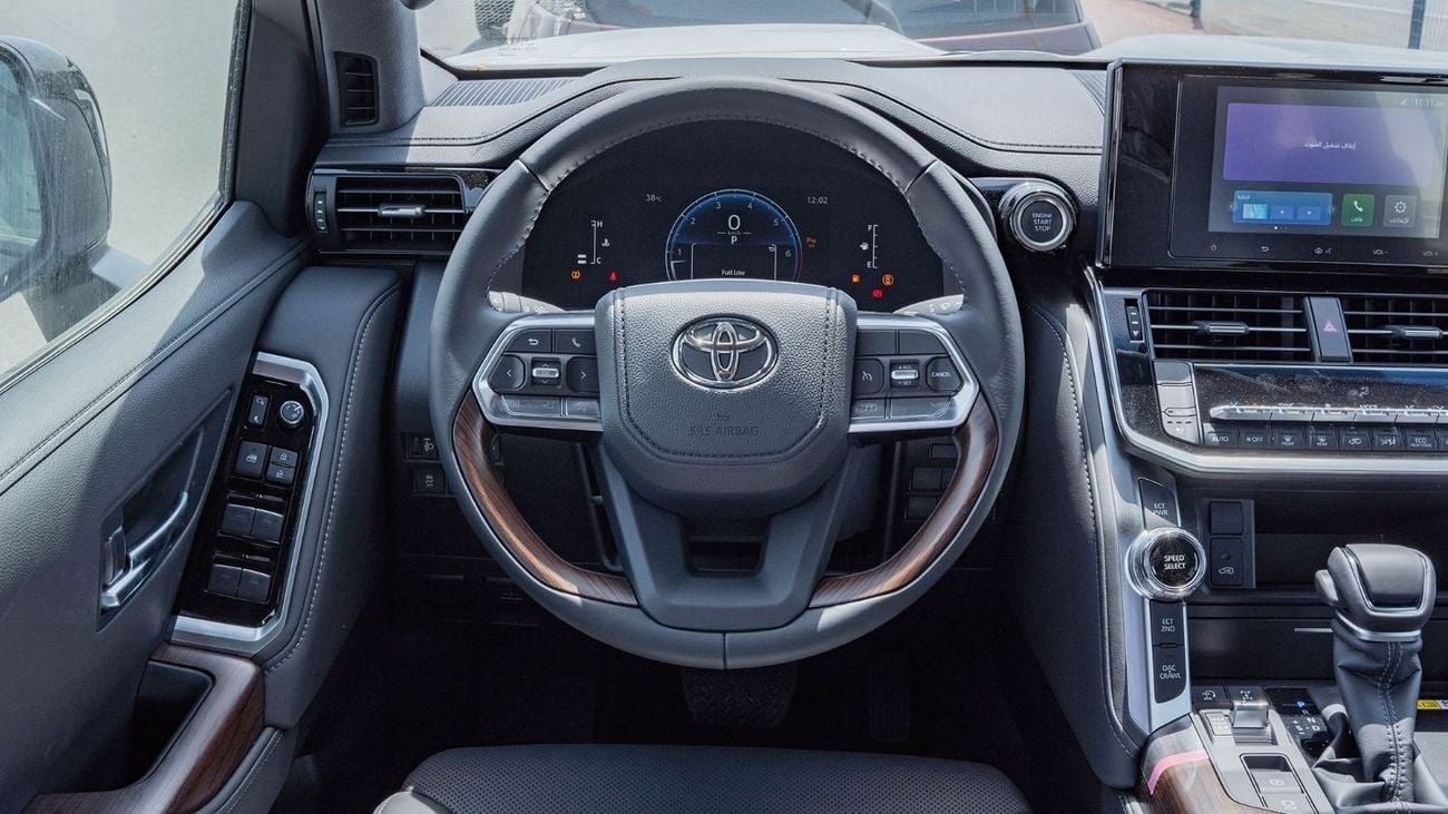 Toyota Land Cruiser 2025 Toyota Land Cruiser 300 GXR 4.0L AT Petrol AWD (All Black)