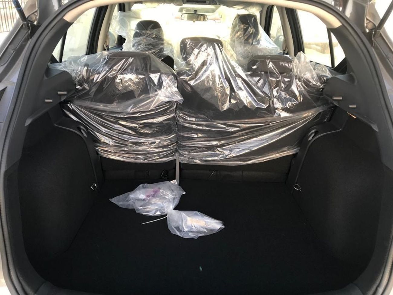 نيسان كيكس LHD - NISSAN KICKS 1.6L PETROL 2WD S CVT AUTO