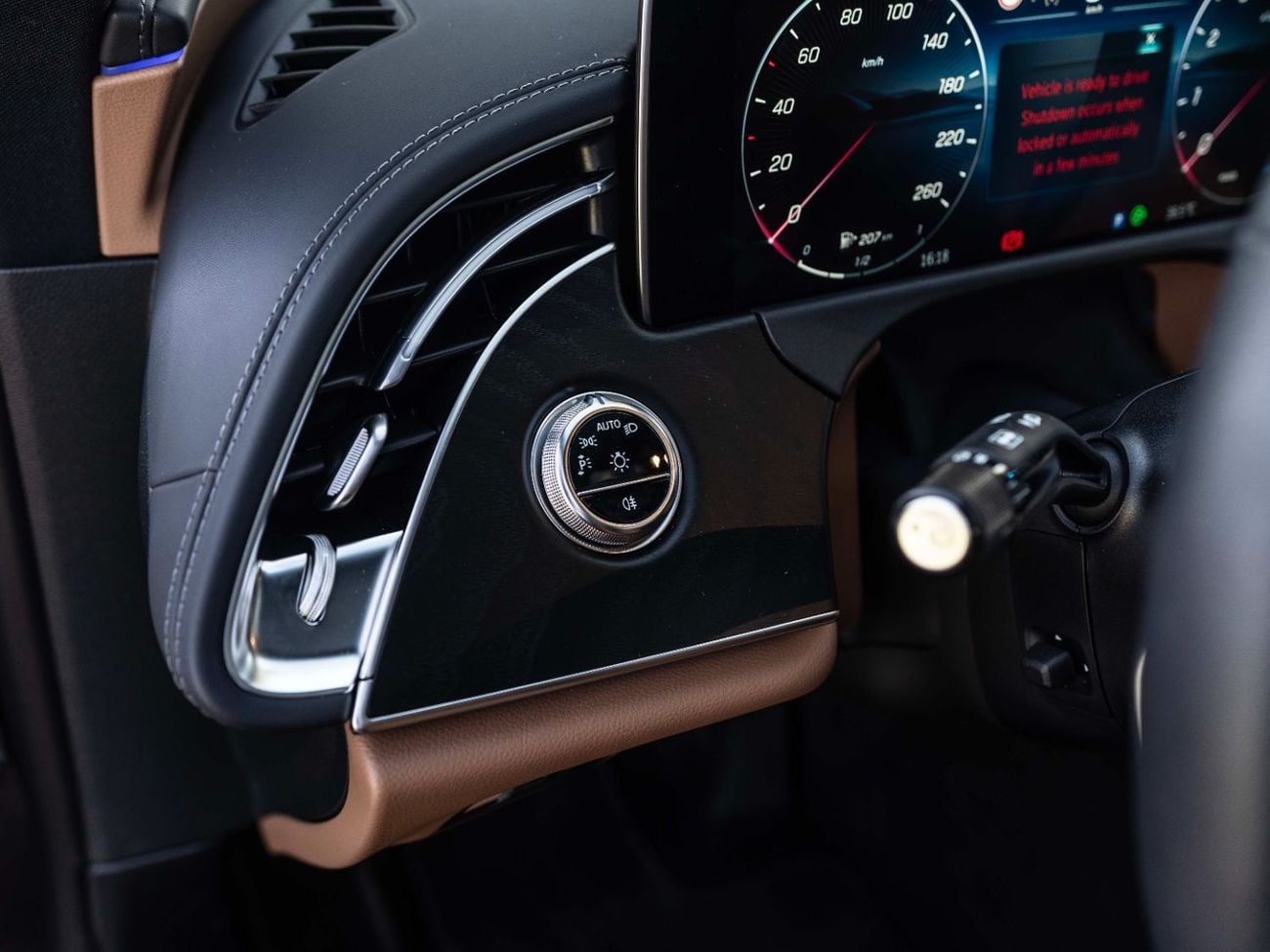 مرسيدس بنز E200 STD