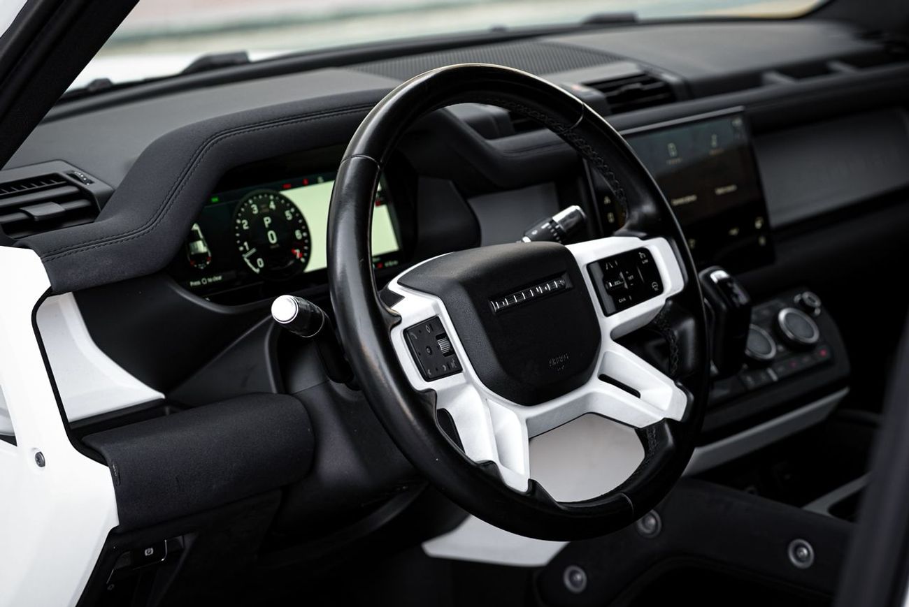 Land Rover Defender P300 110 S 2.0L (5 Seater) P300 S - ALL WHEEL DRIVE