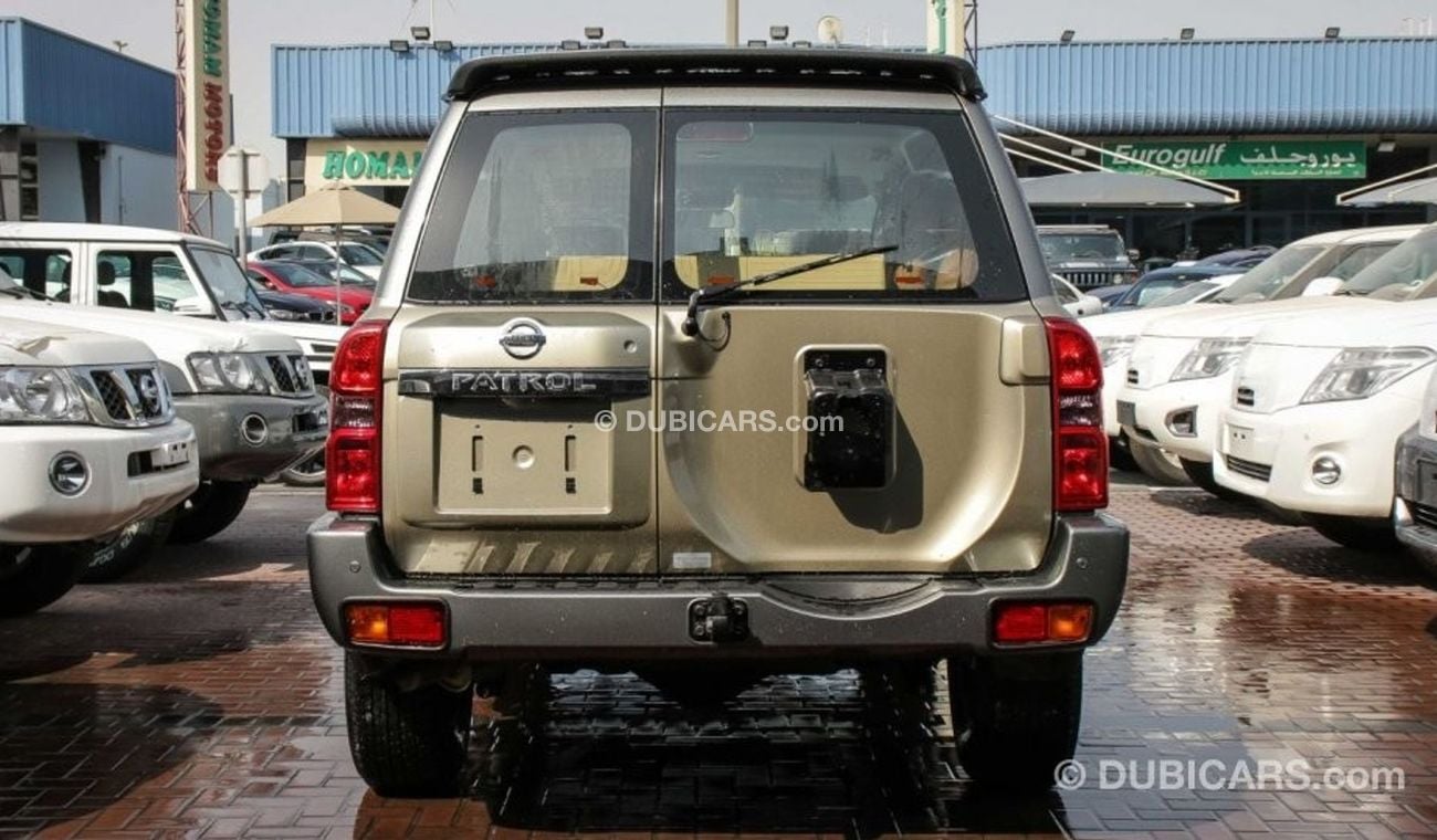 نيسان باترول سوبر سفاري