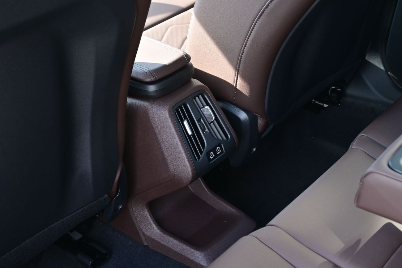 بي أم دبليو X2 BMW X2 sDrive 25i 2.0L Turbo, M Sport Model 2025