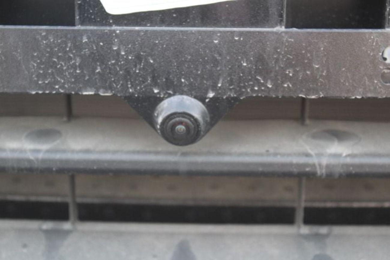 Toyota Frontlander Luxury Plus