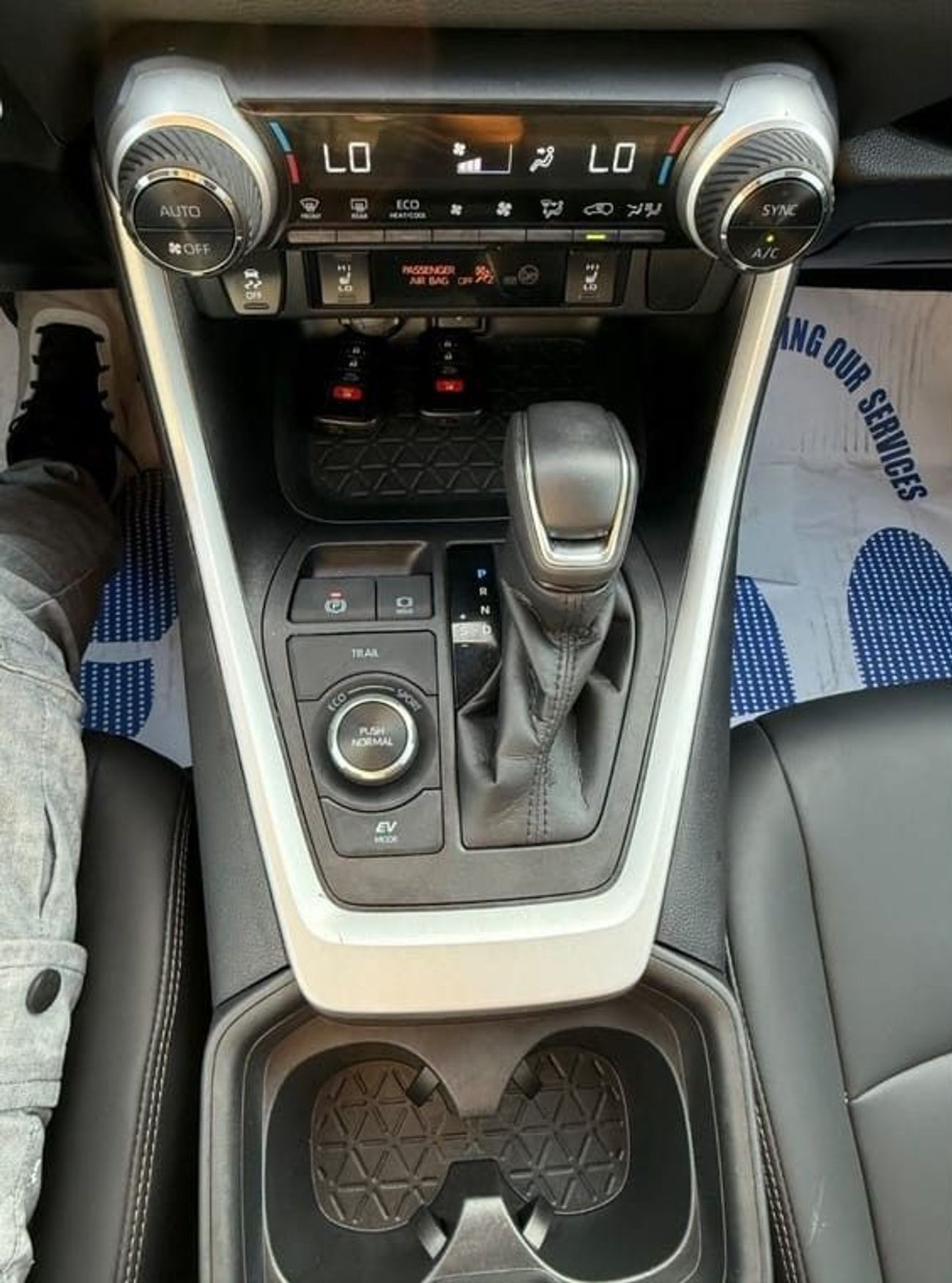 Toyota RAV4 XLE 2.5L