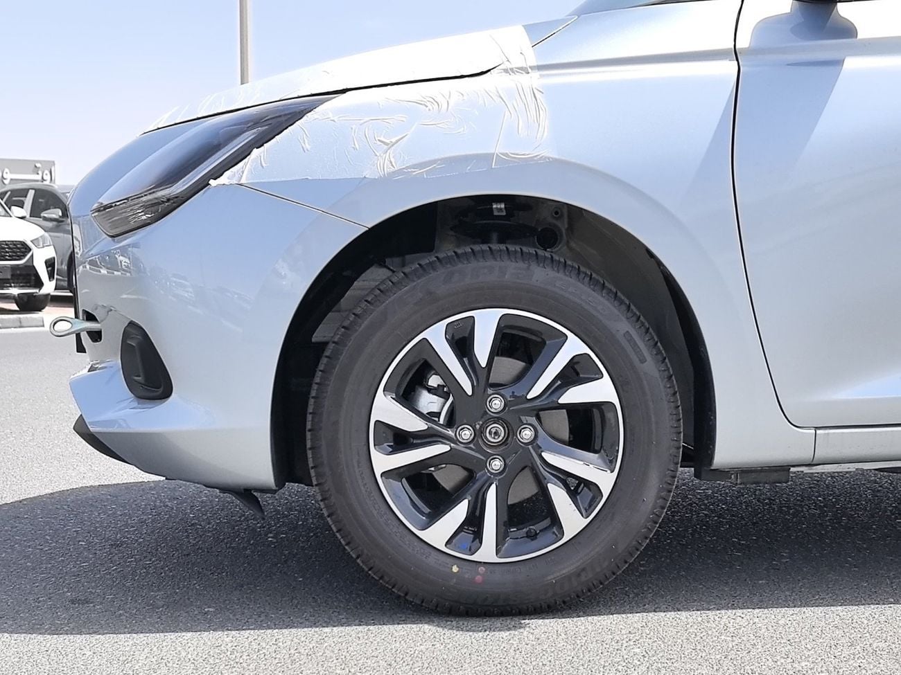 سوزوكي سويفت 2026 SUZUKI SWIFT 1.2L GLX WITH DVD+CAM A/T