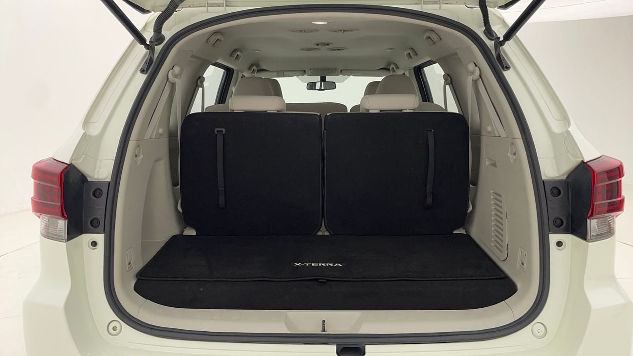 نيسان إكستيرا TITANIUM 2.5 | بدون دفعة مقدمة | اختبار قيادة مجاني للمنزل