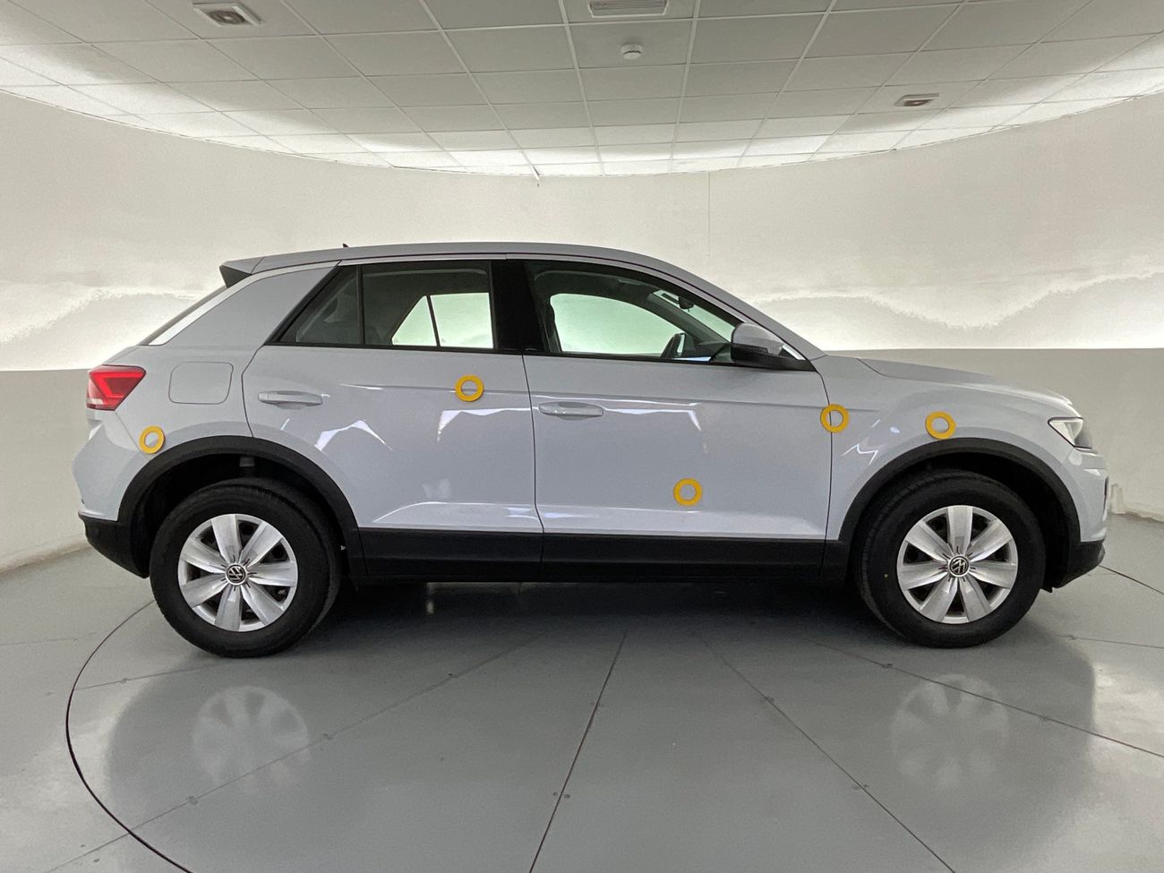 فولكس واجن T ROC Trend | ضمان مجاني لمدة عام | 0 دفعة أولى