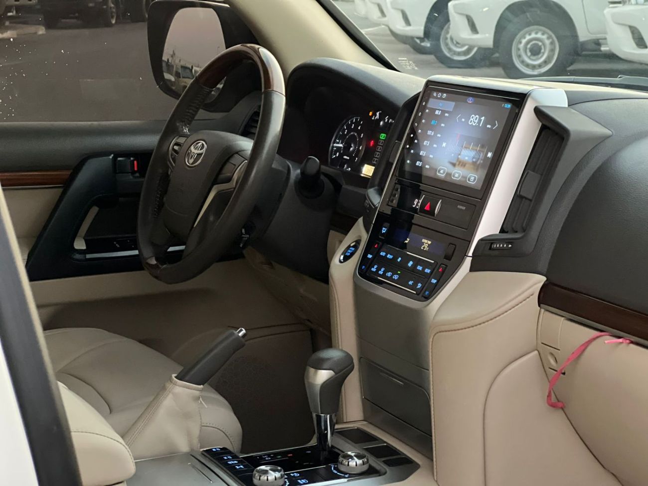 تويوتا لاند كروزر 2018 Toyota Land Cruiser EXR – GCC Specs – Single Owner – No Accident.