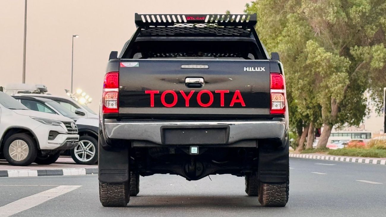 تويوتا هيلوكس DOUBLE CABIN | 2014 | 3000CC DIESEL ENGINE | 4WD | RHD | AUTOMATIC TRANSMISSION