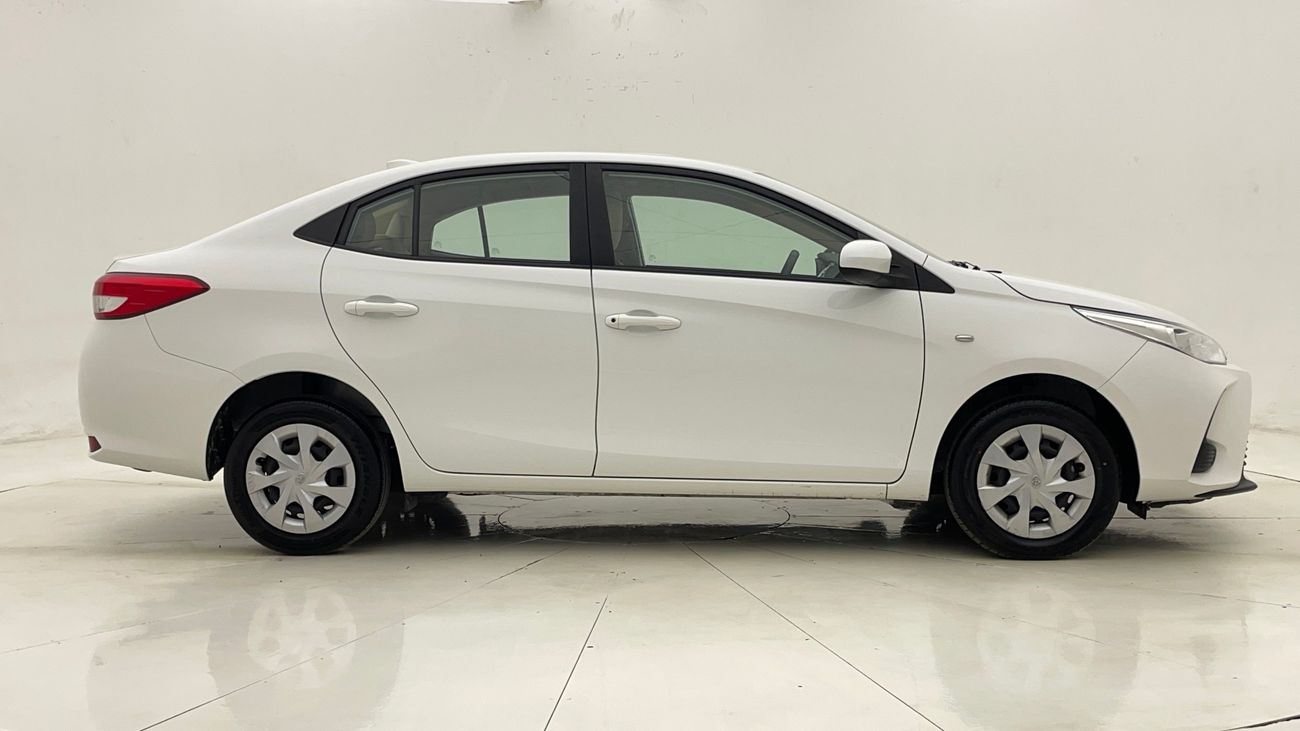 تويوتا يارس SE 1.5 | بدون دفعة مقدمة | اختبار القيادة في المنزل