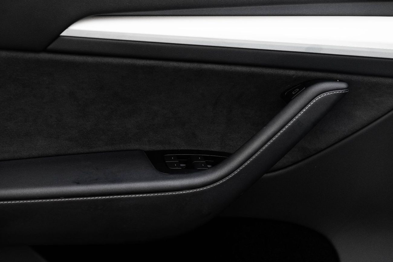 Tesla Model Y Model Y Performance | 2,723 P.M | 0% Downpayment | Agency Warranty!