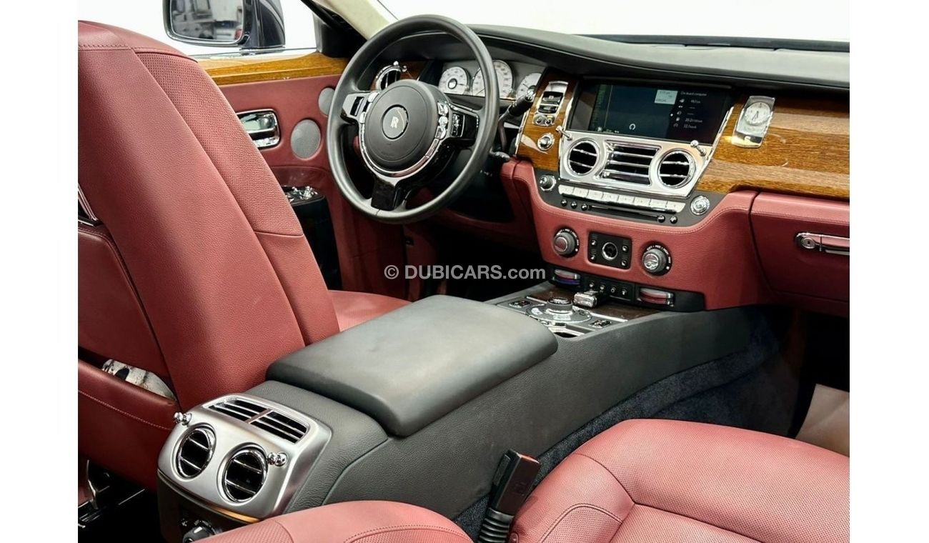 رولز رويس جوست 2010 Rolls Royce Ghost, Full Rolls Royce Service History, Low kms, GCC