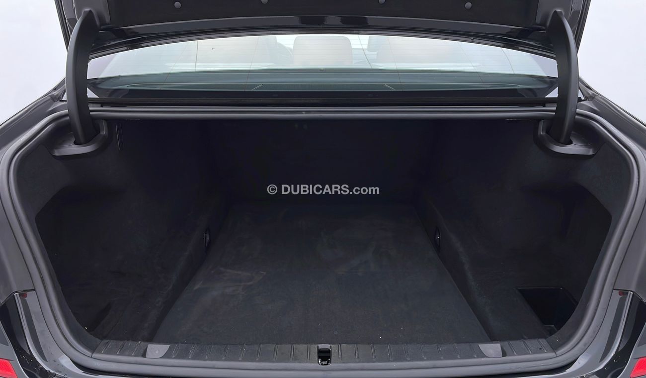 BMW 740Li EXECUTIVE 3 | Under Warranty | Inspected on 150+ parameters