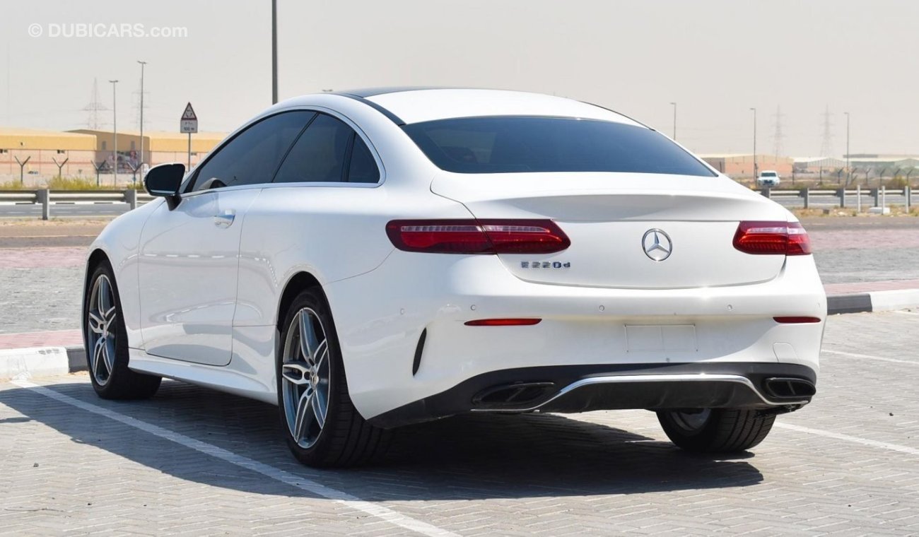 Mercedes-Benz E 220 AMG COUPE