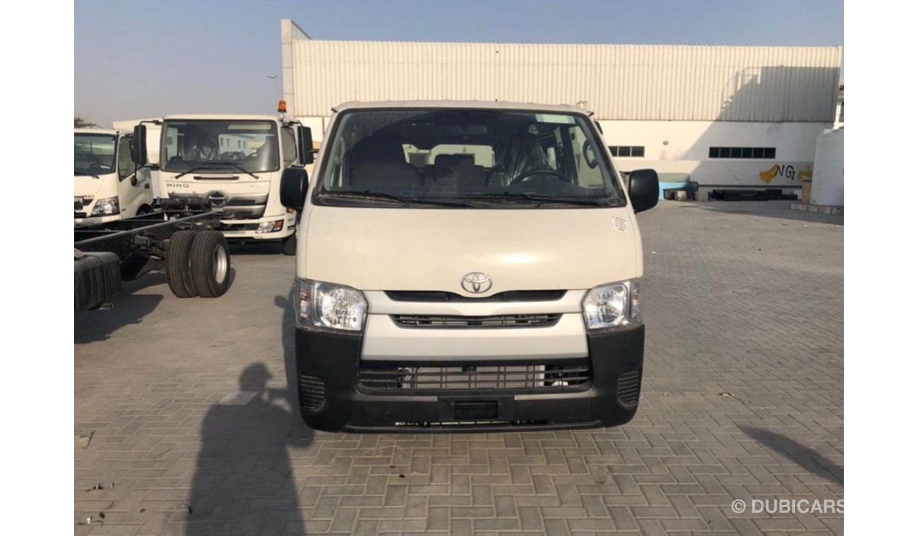 Toyota Hiace 2020,Petrol,15 seat