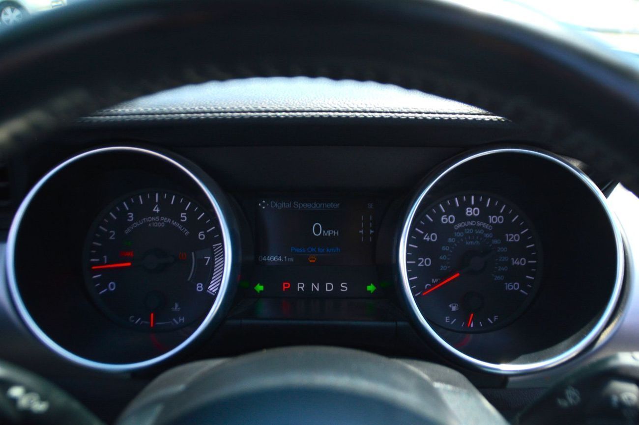 فورد موستانج EcoBoost Premium 2.3L Convertible A/T