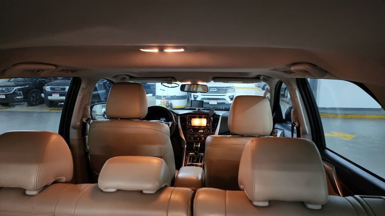 ميتسوبيشي مونتيرو سبورت GLS Premium 3.0L (7 Seater)