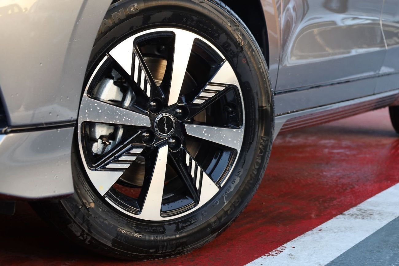 BYD e2 BYD_E2_LUXURY_405KM_2025