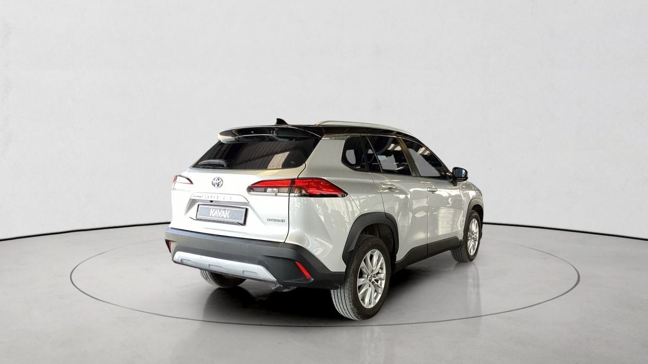 تويوتا كورولا كروس 1.8 HYBRID GLI AUTO | شامل الضمان | 0 ﺪﻔﻋﺓ ﺃﻮﻟﻯ