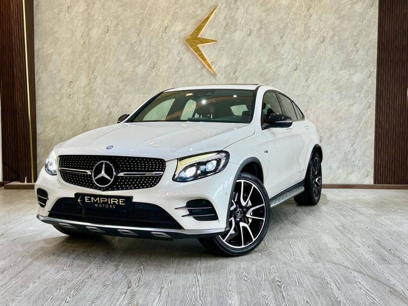 Mercedes-Benz GLC 43 AMG Coupe 3.0L (362 HP) MERCEDES GLC43 AMG Coupe II 2017 II FULL LOADED