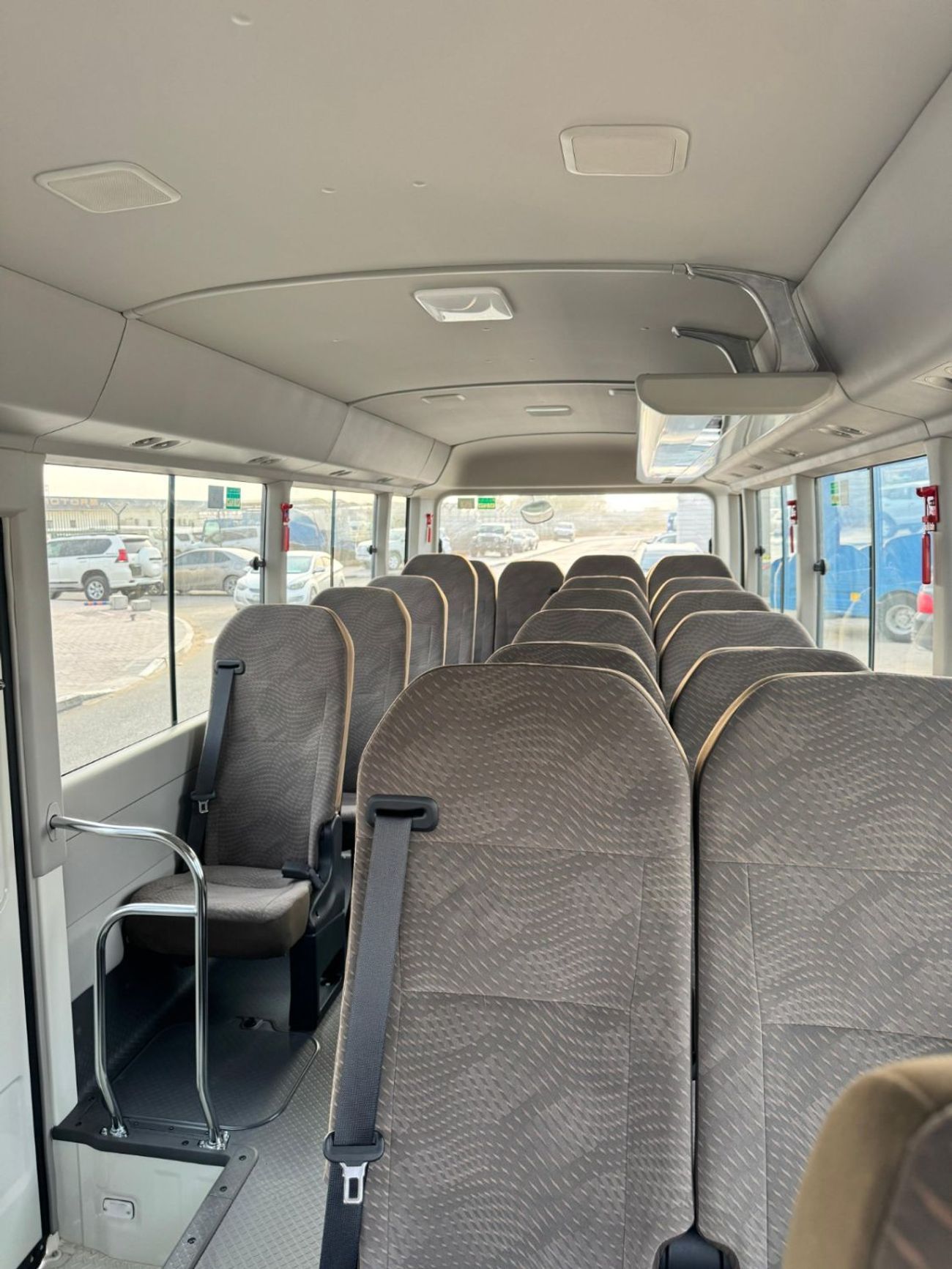 Toyota Coaster 4.0L DIESEL 23 SEATS