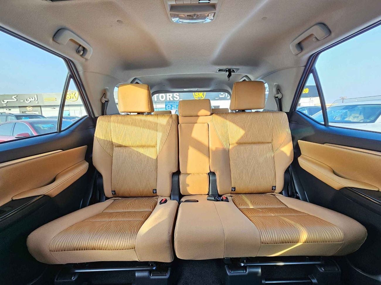 تويوتا فورتونر 4.0L V6 PETROL / 8 SCREEN + CAMERA / REMOTE KEY / REAR A/C (CODE # FP40VXB)