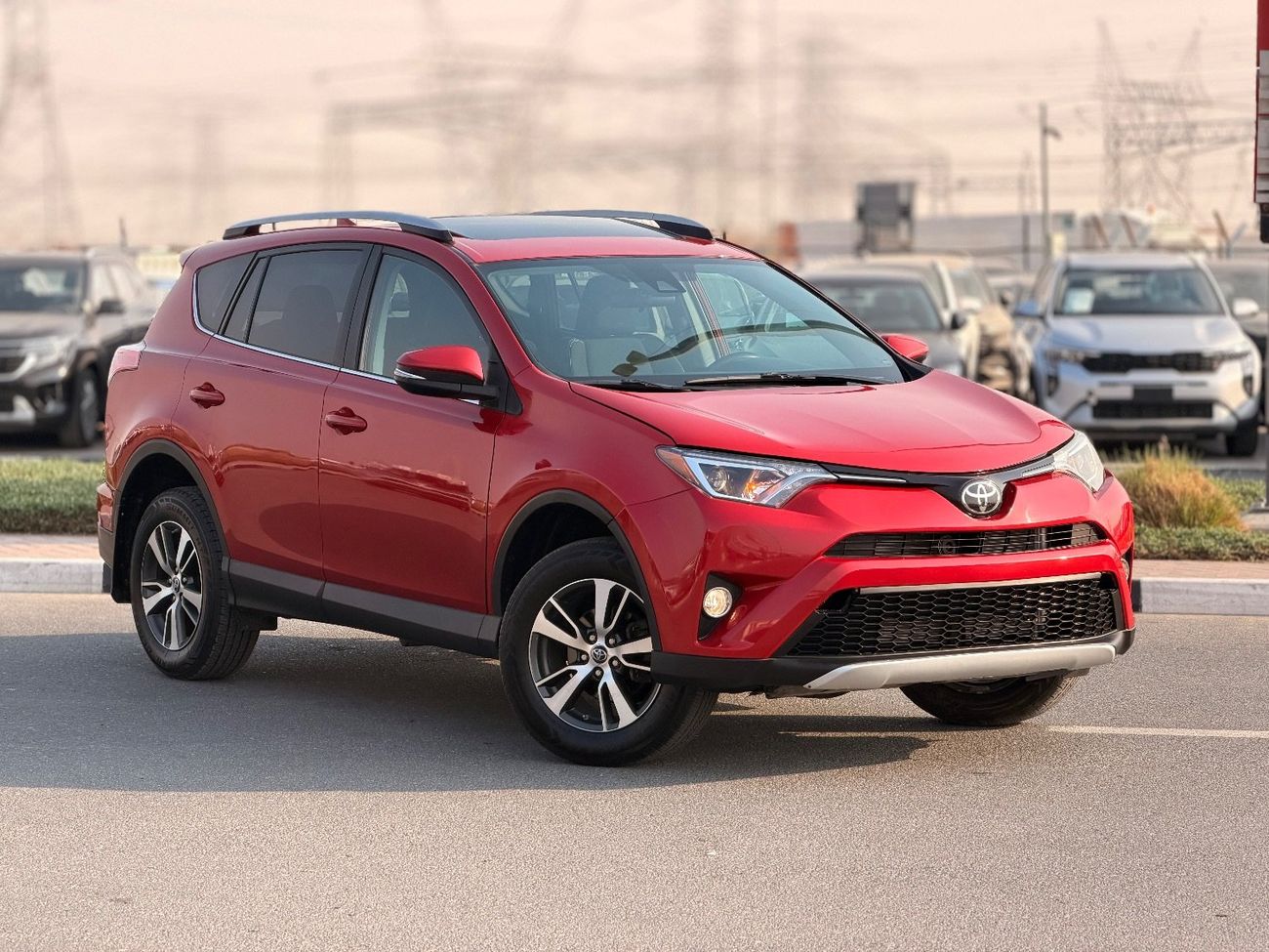 Toyota RAV4 XLE 2.5 L full option with sunroof, push start