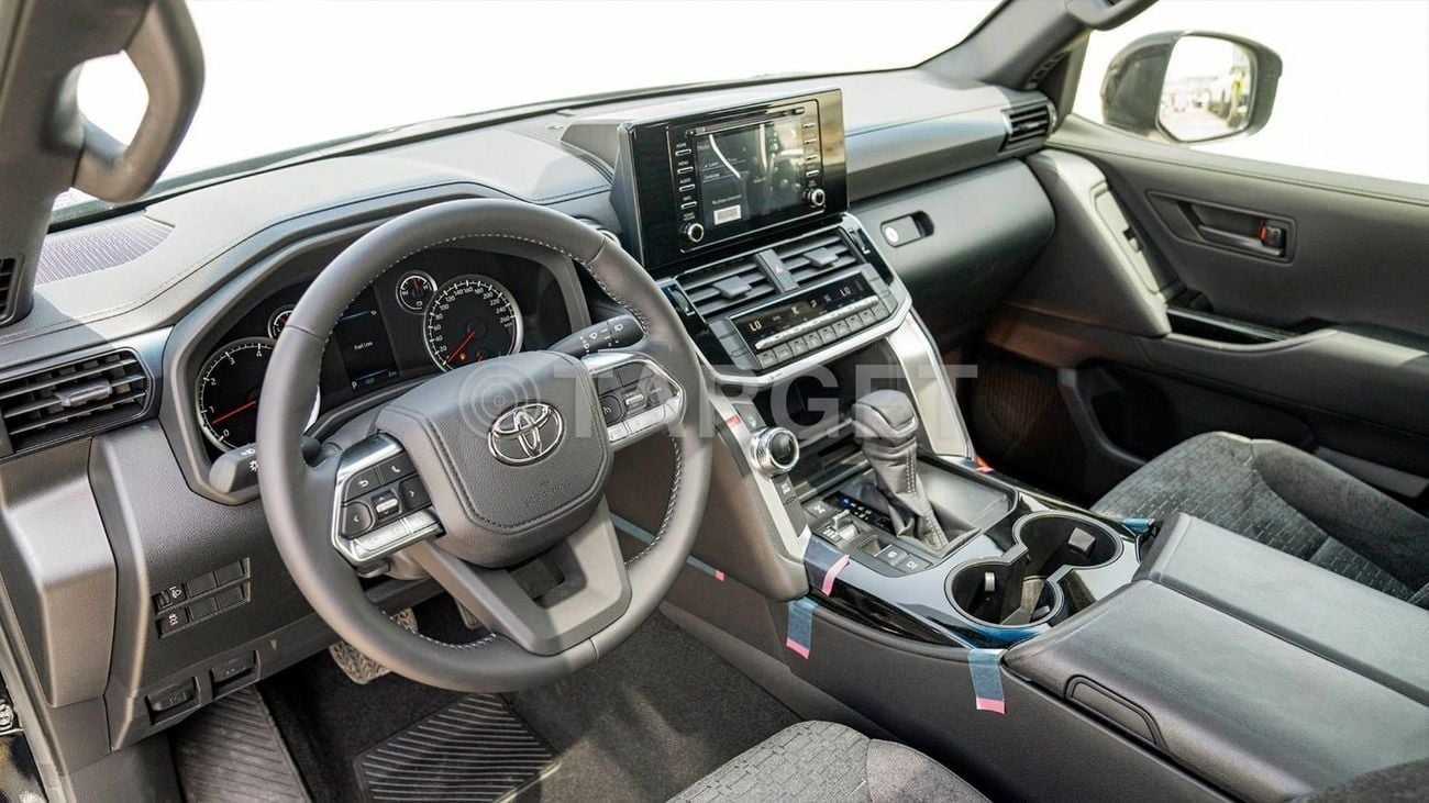 تويوتا لاند كروزر GXR Toyota land cruiser Lc 300 GXR 3.3D AT