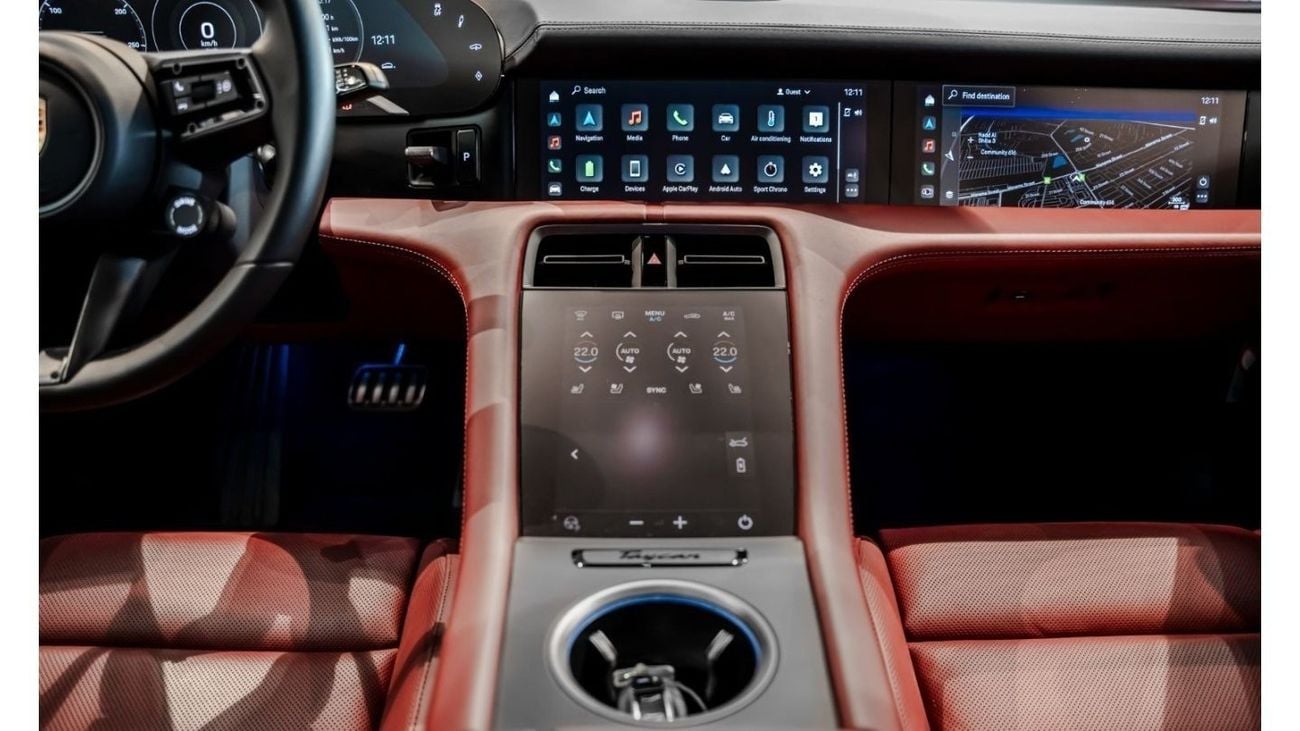 بورش تايكان 2023 Porsche Taycan GTS, 2027 Porsche Warranty, Interior Matte Carbon, Low KMs, GCC